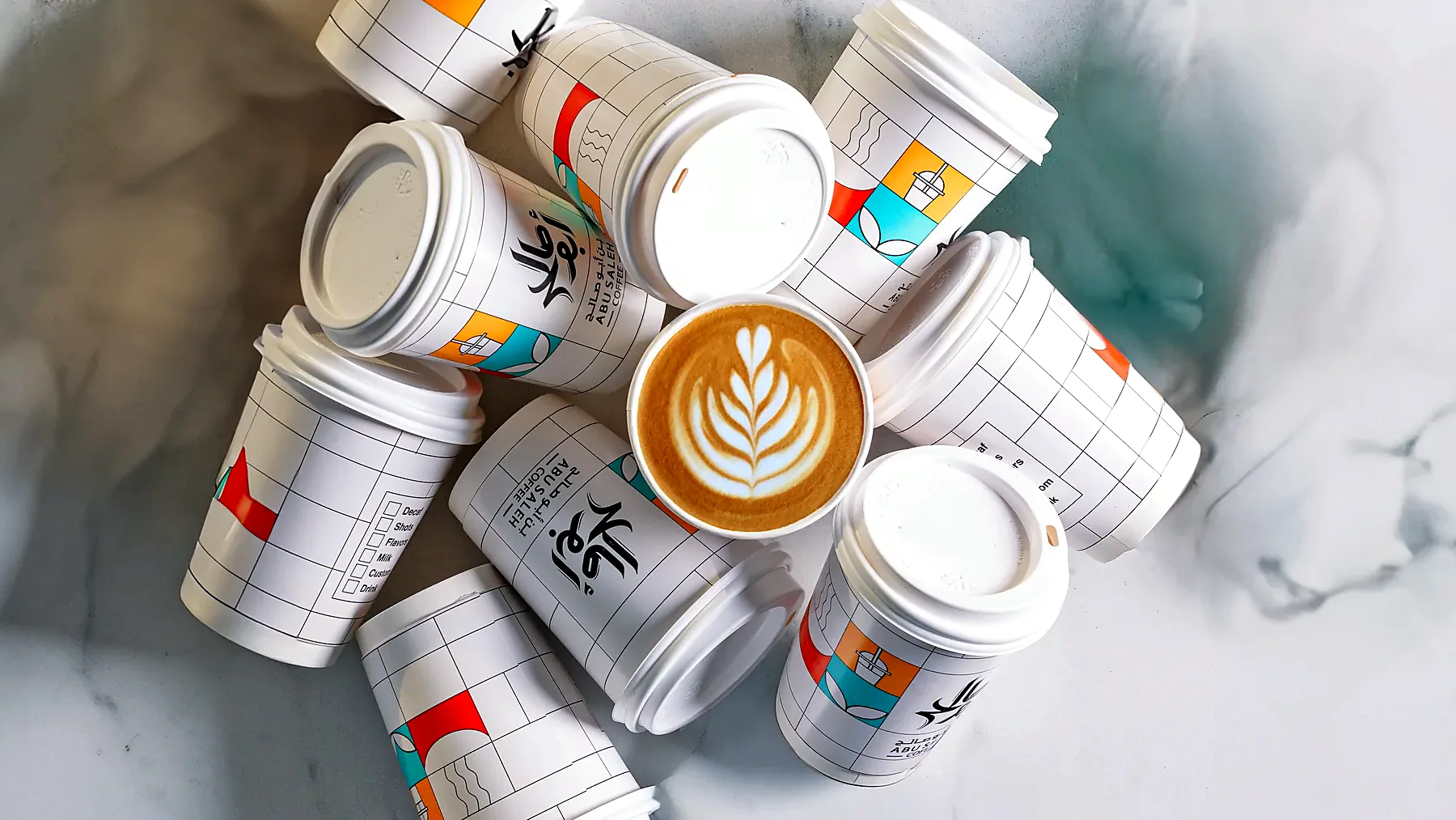 Abu Saleh Coffee bardakları ve latte art